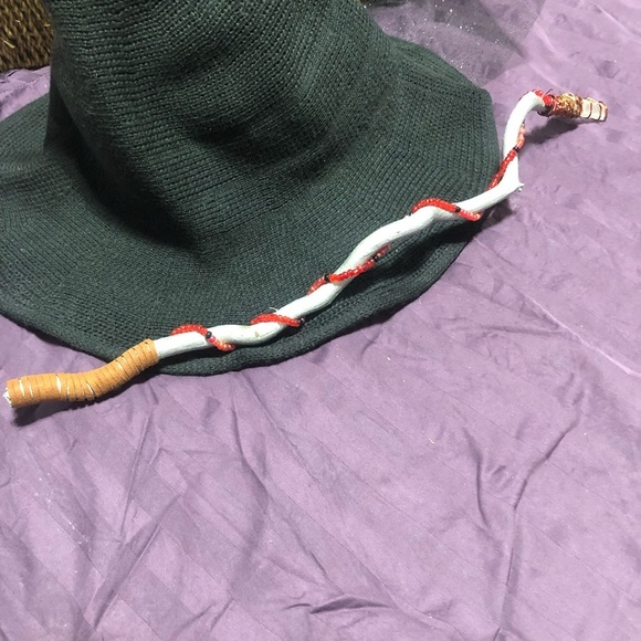 Witch wand made from a corkscrew hazelnut 18” Selenite wrapped in copper- beads - Picture 6 of 7